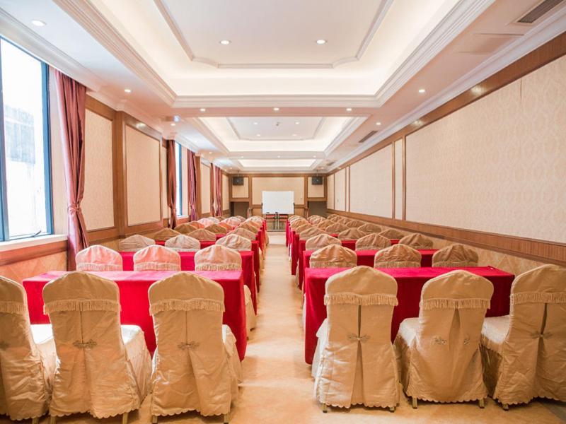 Vienna Classic Hotel Qingyuan Taihe Ancient Cave Scenic Area Exterior foto
