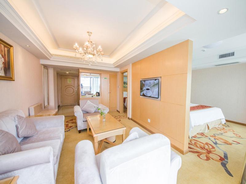 Vienna Classic Hotel Qingyuan Taihe Ancient Cave Scenic Area Exterior foto